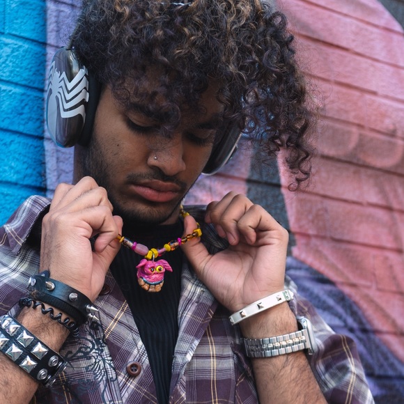 HANDMADE POLYMER CLAY PINKY MONSTER NECKLACE - Picture 2 of 7